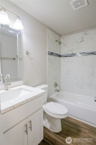 5027 SLEATER KINNEY Road NE, Olympia, WA 98506