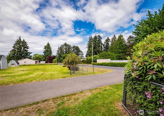 5027 SLEATER KINNEY Road NE, Olympia, WA 98506