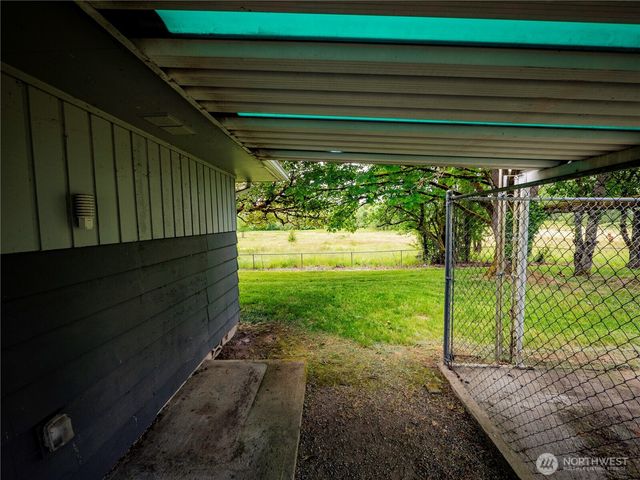 5027 SLEATER KINNEY Road NE, Olympia, WA 98506