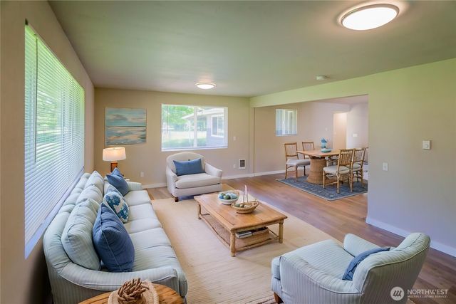 5027 SLEATER KINNEY Road NE, Olympia, WA 98506