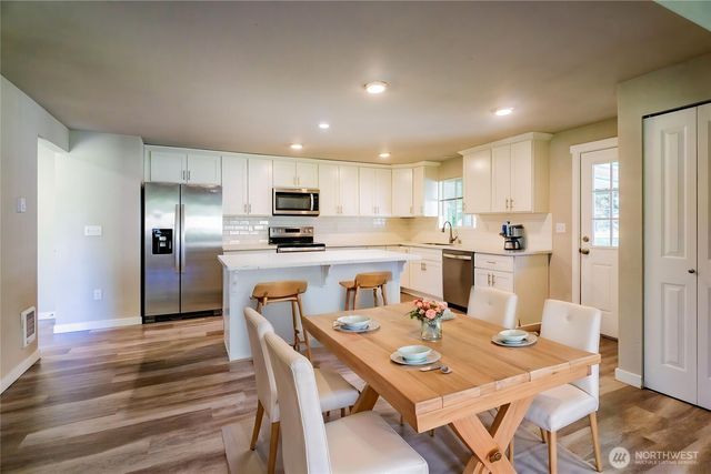 5027 SLEATER KINNEY Road NE, Olympia, WA 98506