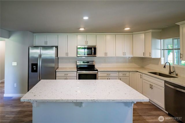 5027 SLEATER KINNEY Road NE, Olympia, WA 98506