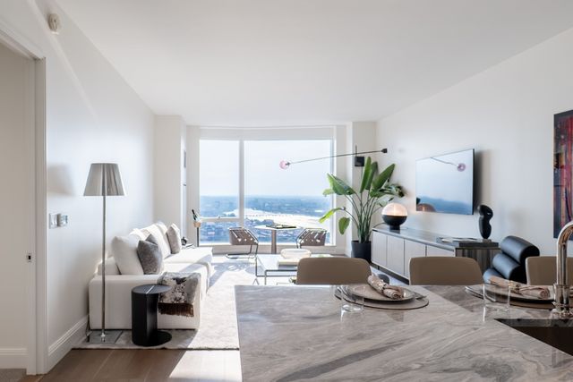 240 Devonshire Street 3704, Boston, MA 02110