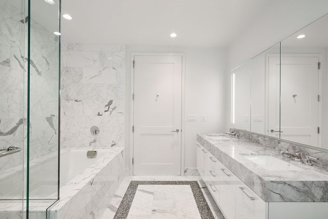240 Devonshire Street 3704, Boston, MA 02110