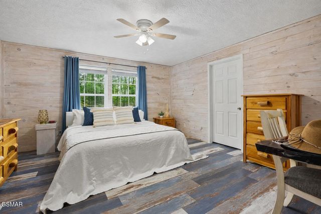 2189 Little Cove Road, Sevierville, TN 37862