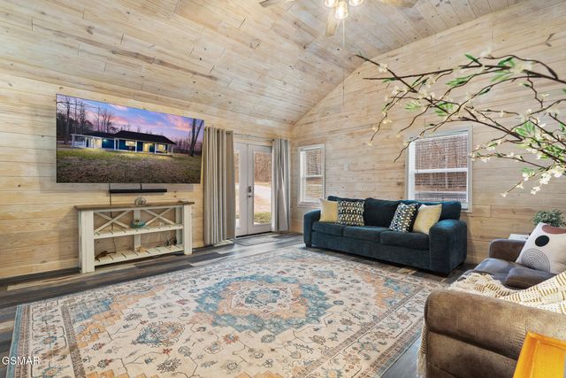 2189 Little Cove Road, Sevierville, TN 37862