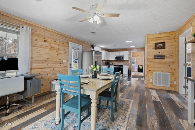 2189 Little Cove Road, Sevierville, TN 37862