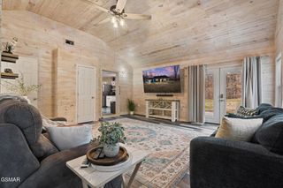 2189 Little Cove Road, Sevierville, TN 37862