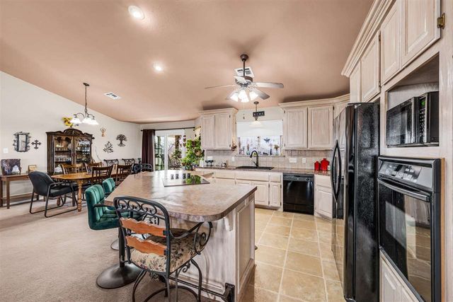 13473 NE Tony Creek Rd, Elgin, OK 73538