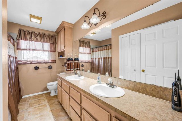 13473 NE Tony Creek Rd, Elgin, OK 73538