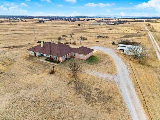 13473 NE Tony Creek Rd, Elgin, OK 73538
