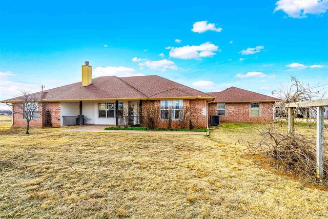 13473 NE Tony Creek Rd, Elgin, OK 73538