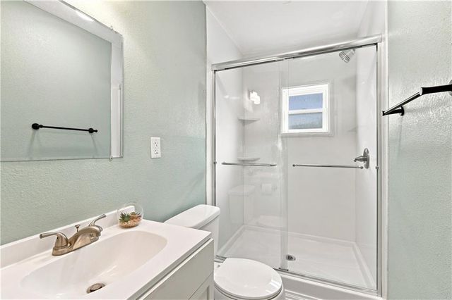 3005 N 31st Street, Kansas City, KS 66104
