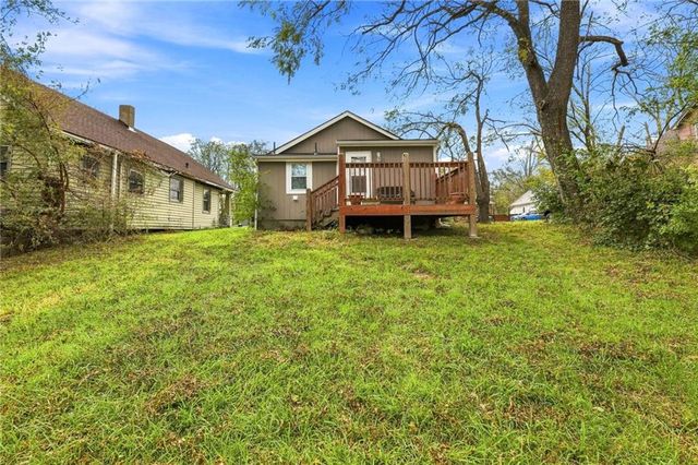 3005 N 31st Street, Kansas City, KS 66104