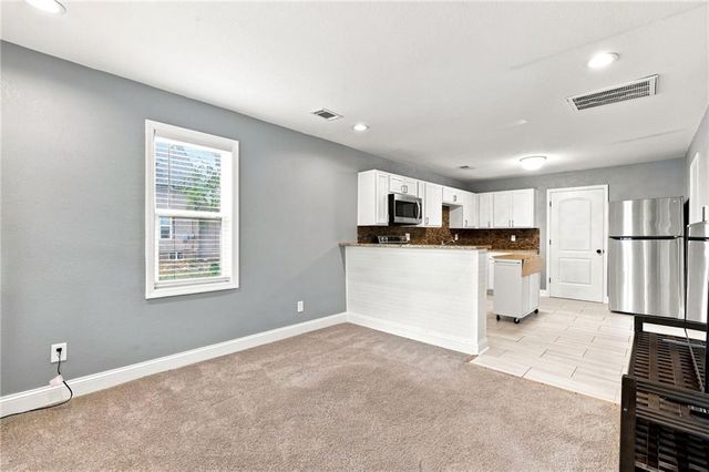 3005 N 31st Street, Kansas City, KS 66104
