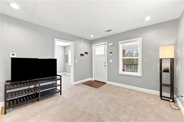 3005 N 31st Street, Kansas City, KS 66104