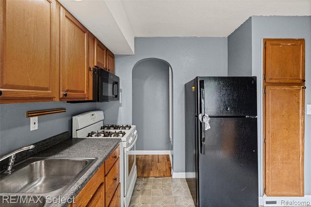 1519 Lincoln Avenue, Flint, MI 48507