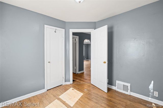 1519 Lincoln Avenue, Flint, MI 48507