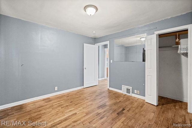 1519 Lincoln Avenue, Flint, MI 48507