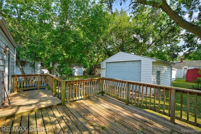 1519 Lincoln Avenue, Flint, MI 48507