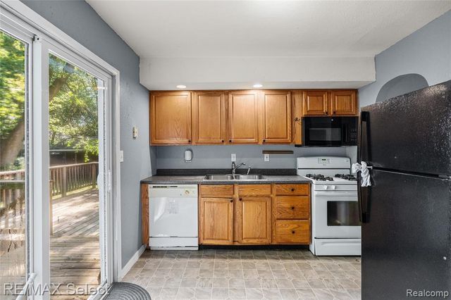 1519 Lincoln Avenue, Flint, MI 48507