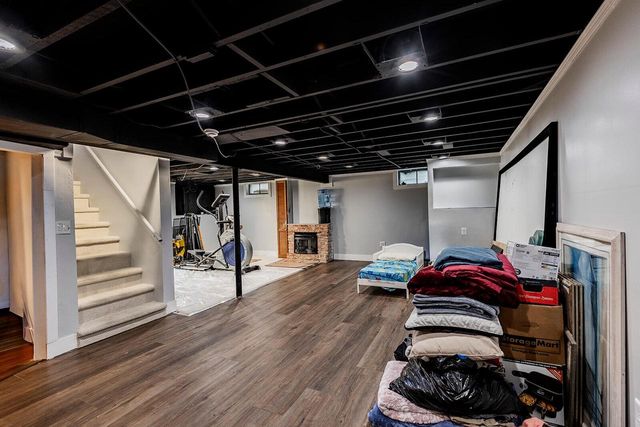 6716 S 19th STREET, Milwaukee, WI 53221