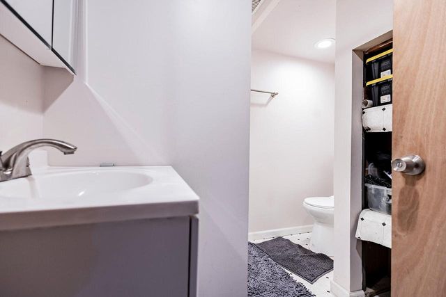 6716 S 19th STREET, Milwaukee, WI 53221