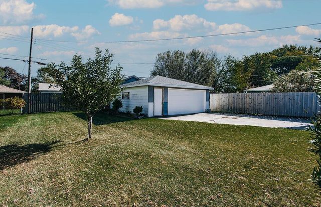 6716 S 19th STREET, Milwaukee, WI 53221