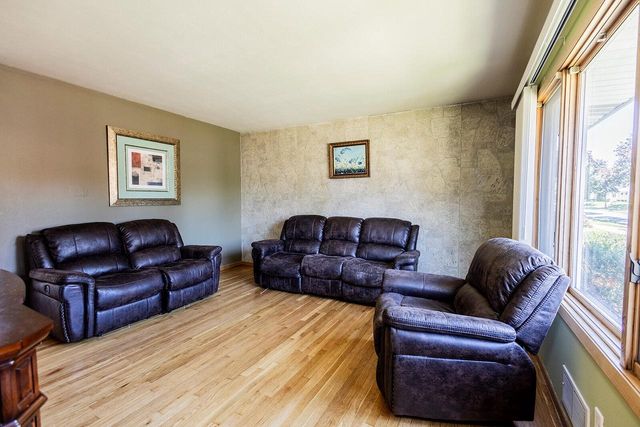 6716 S 19th STREET, Milwaukee, WI 53221