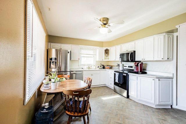 6716 S 19th STREET, Milwaukee, WI 53221