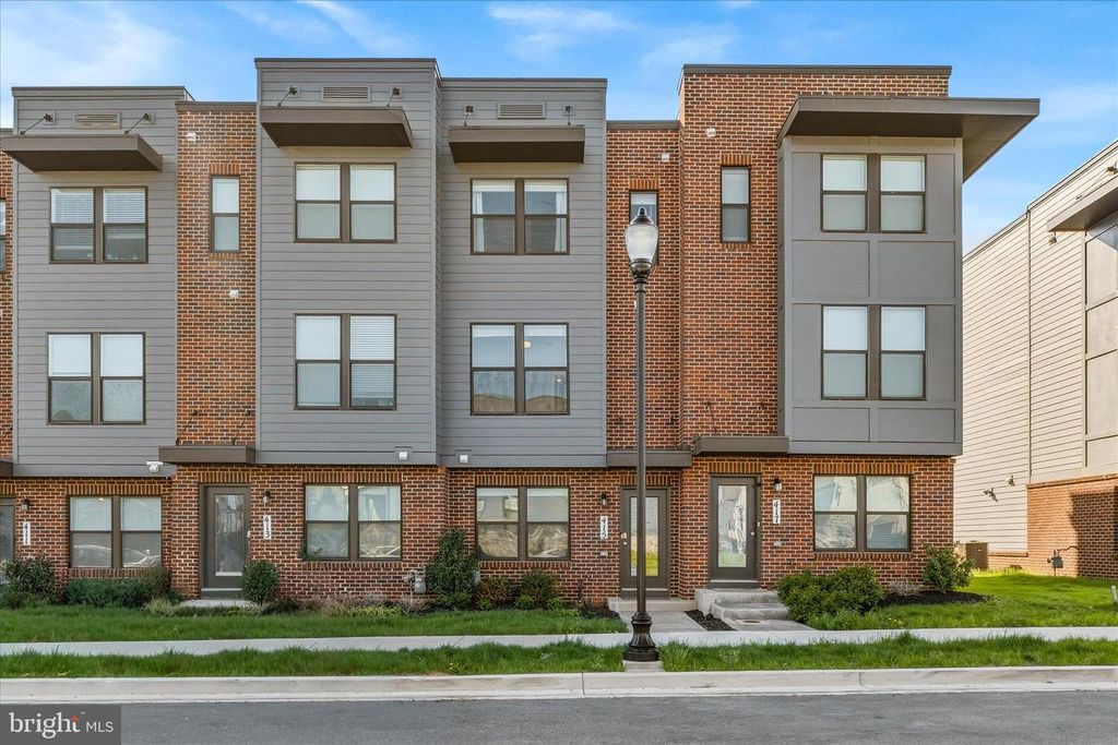 415 UNION ST, Frederick, MD 21701