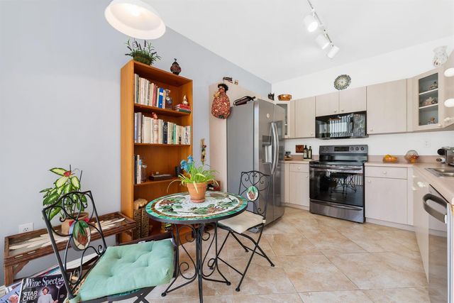 931 Lemonwood Court, Hollywood, FL 33019