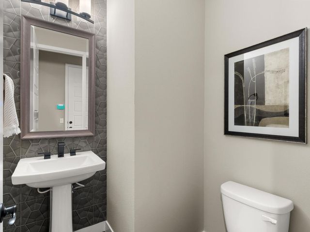 73340 Warhol Lane, Palm Desert, CA 92211