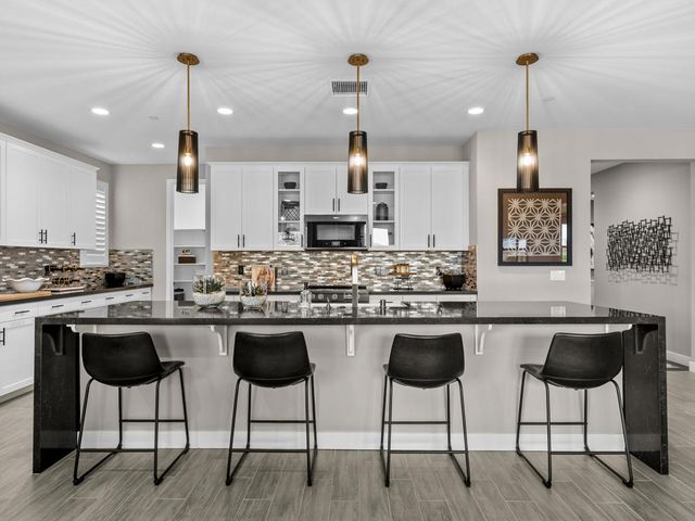 73340 Warhol Lane, Palm Desert, CA 92211