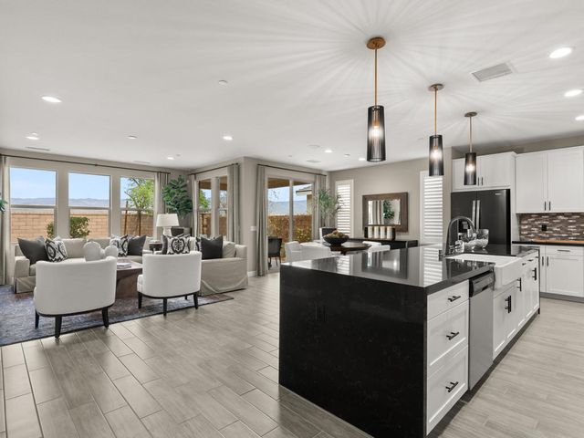 73340 Warhol Lane, Palm Desert, CA 92211