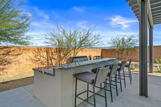 73340 Warhol Lane, Palm Desert, CA 92211