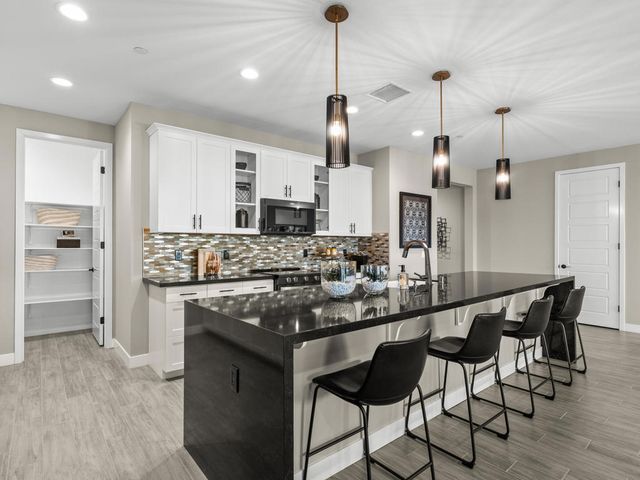 73340 Warhol Lane, Palm Desert, CA 92211