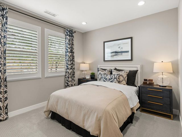 73340 Warhol Lane, Palm Desert, CA 92211