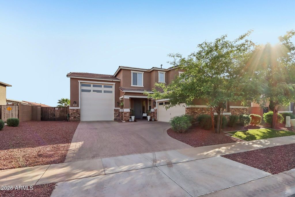 17365 W HEDGEHOG Place, Surprise, AZ 85387 — photo 3