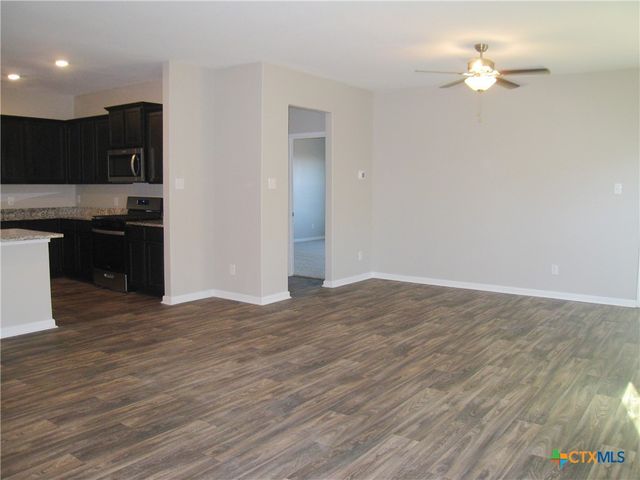 961 Shady Brk, New Braunfels, TX 78132