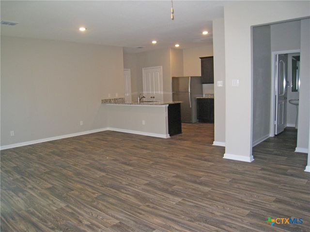 961 Shady Brk, New Braunfels, TX 78132