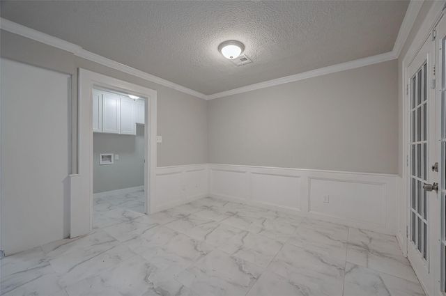 919 Mockingbird Way, Sugar Land, TX 77478