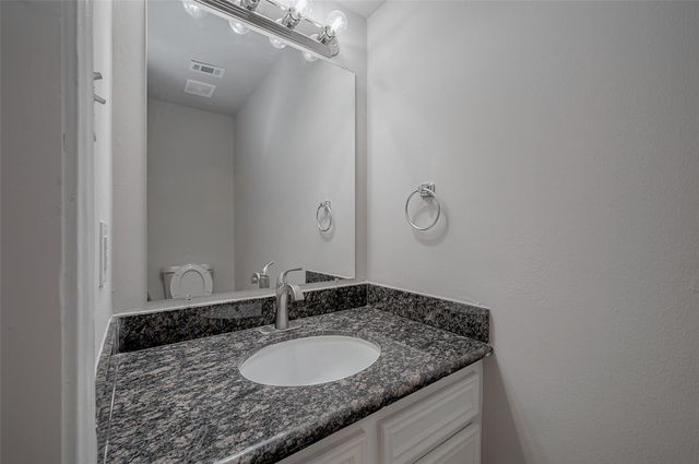 919 Mockingbird Way, Sugar Land, TX 77478