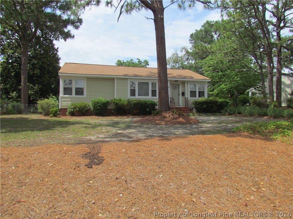 1010 Sandalwood Drive, Fayetteville, NC 28304 — photo 2