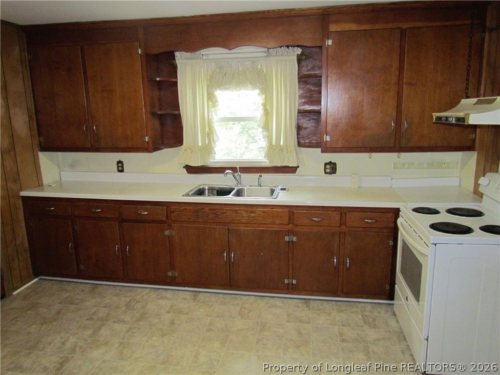 1010 Sandalwood Drive, Fayetteville, NC 28304 — photo 5