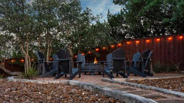 250 Goodnight TRL, Dripping Springs, TX 78620