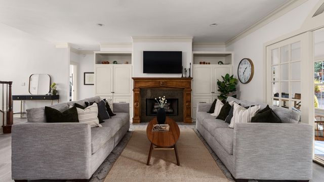 250 Goodnight TRL, Dripping Springs, TX 78620