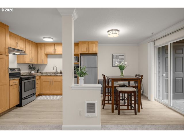 7931 Sw 40TH Ave I, Portland, OR 97219