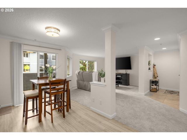 7931 Sw 40TH Ave I, Portland, OR 97219