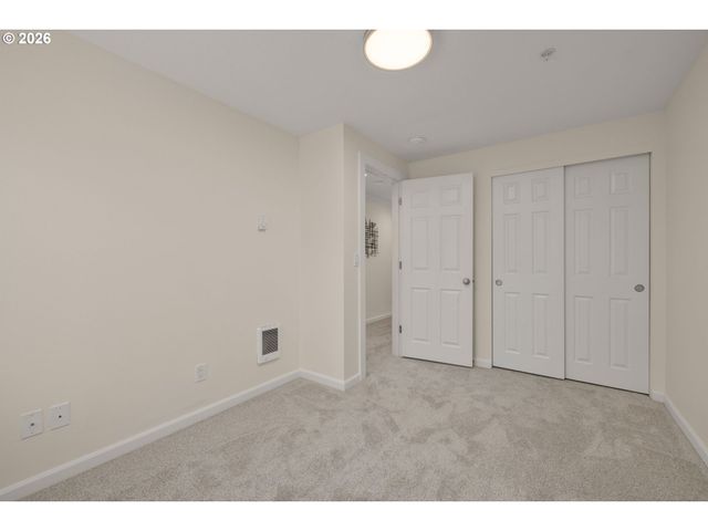 7931 Sw 40TH Ave I, Portland, OR 97219